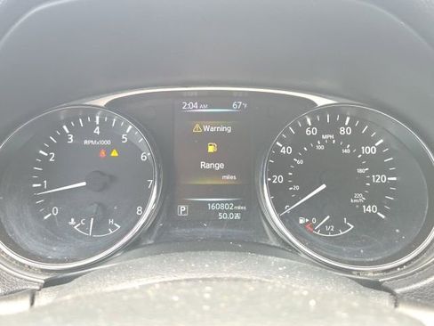 Used 2014 Nissan Rogue S image 40