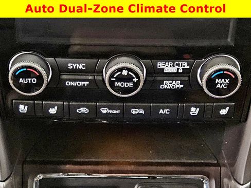 Used 2020 Subaru Ascent Touring AWD/4WD image 29