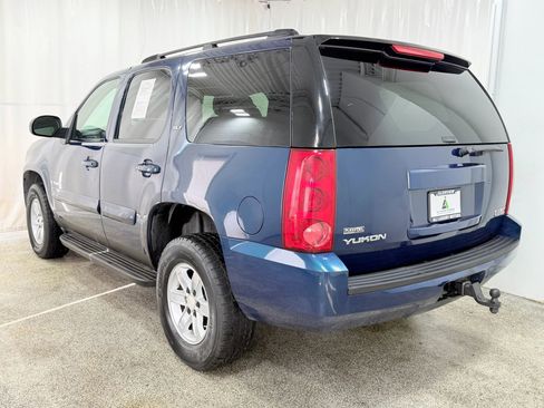 Used 2007 GMC Yukon SLT w/ SLT Preferred Equipment Group image 6