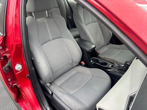 Used 2020 Toyota Corolla SE w/ SE Premium Package FWD image 28