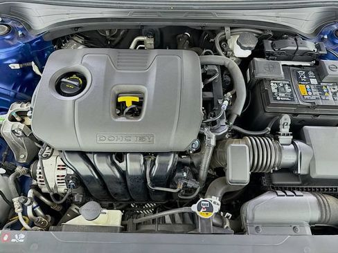 Used 2023 Kia Forte LXS FWD image 28