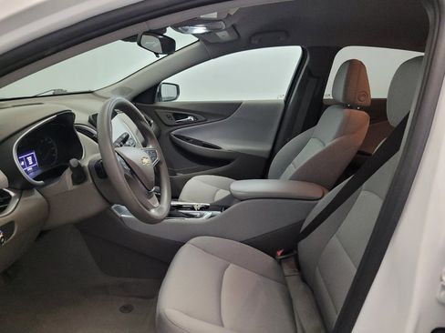 Used 2022 Chevrolet Malibu LS w/ Driver Confidence Package II FWD image 17