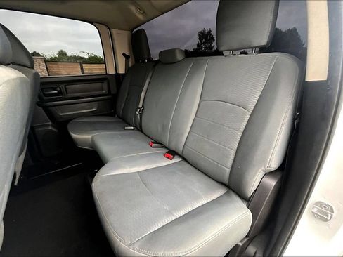 Used 2019 RAM 1500 Express w/ Express Value Package RWD image 27