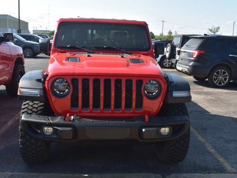 Used 2021 Jeep Gladiator Rubicon image 2
