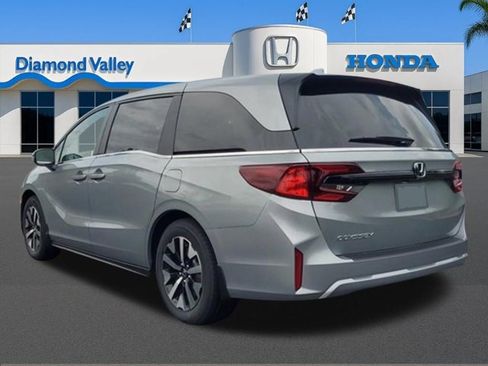 New 2026 Honda Odyssey EX-L image 4