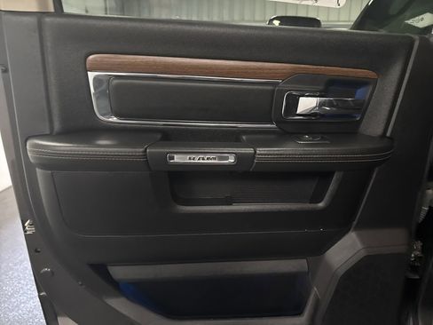 Used 2016 RAM 3500 Laramie image 26