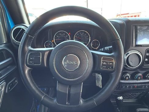Used 2015 Jeep Wrangler Unlimited Rubicon AWD/4WD image 20