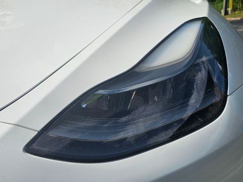 Used 2023 Tesla Model Y Long Range AWD/4WD image 27