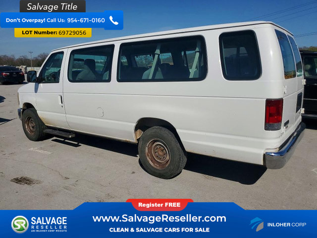 Used 2010 Ford E-350 and Econoline 350 Extended Wagon Super Duty RWD image 3