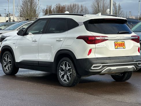 Used 2022 Kia Seltos EX image 6