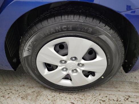 Used 2018 Kia Forte LX FWD image 31