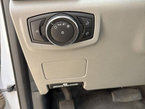 Used 2021 Ford F250 XL w/ Power Equipment Group image 12