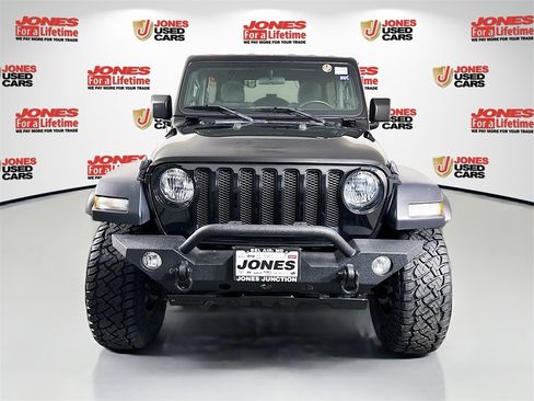 Used 2020 Jeep Wrangler Unlimited Sport image 11