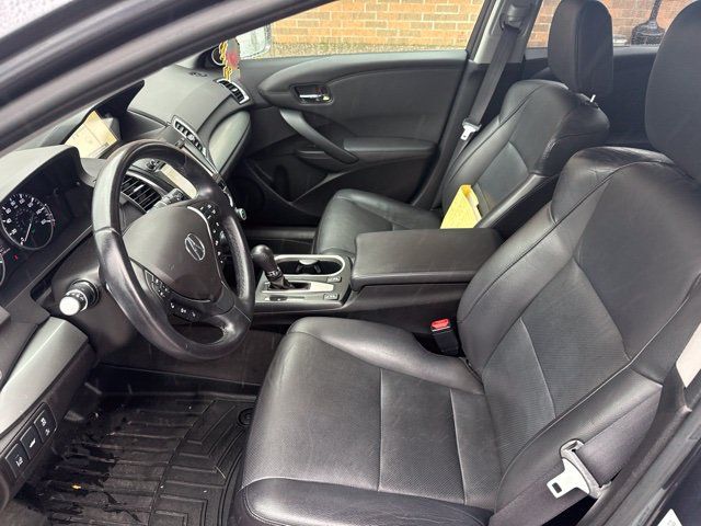 Used 2017 Acura RDX w/ Tech & AcuraWatch Plus Pack AWD/4WD image 5