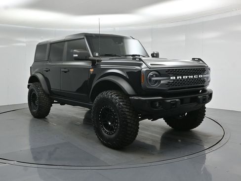 Used 2023 Ford Bronco Badlands AWD/4WD image 55