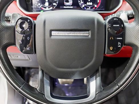Used 2020 Land Rover Range Rover Sport HSE Dynamic image 16