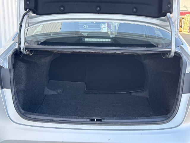 Certified 2025 Toyota Corolla LE FWD image 31