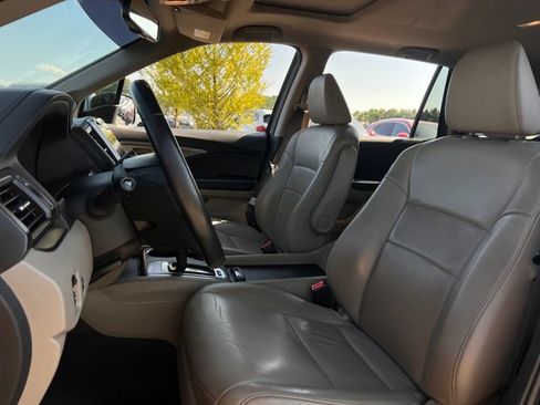 Used 2018 Honda Pilot EX-L image 11