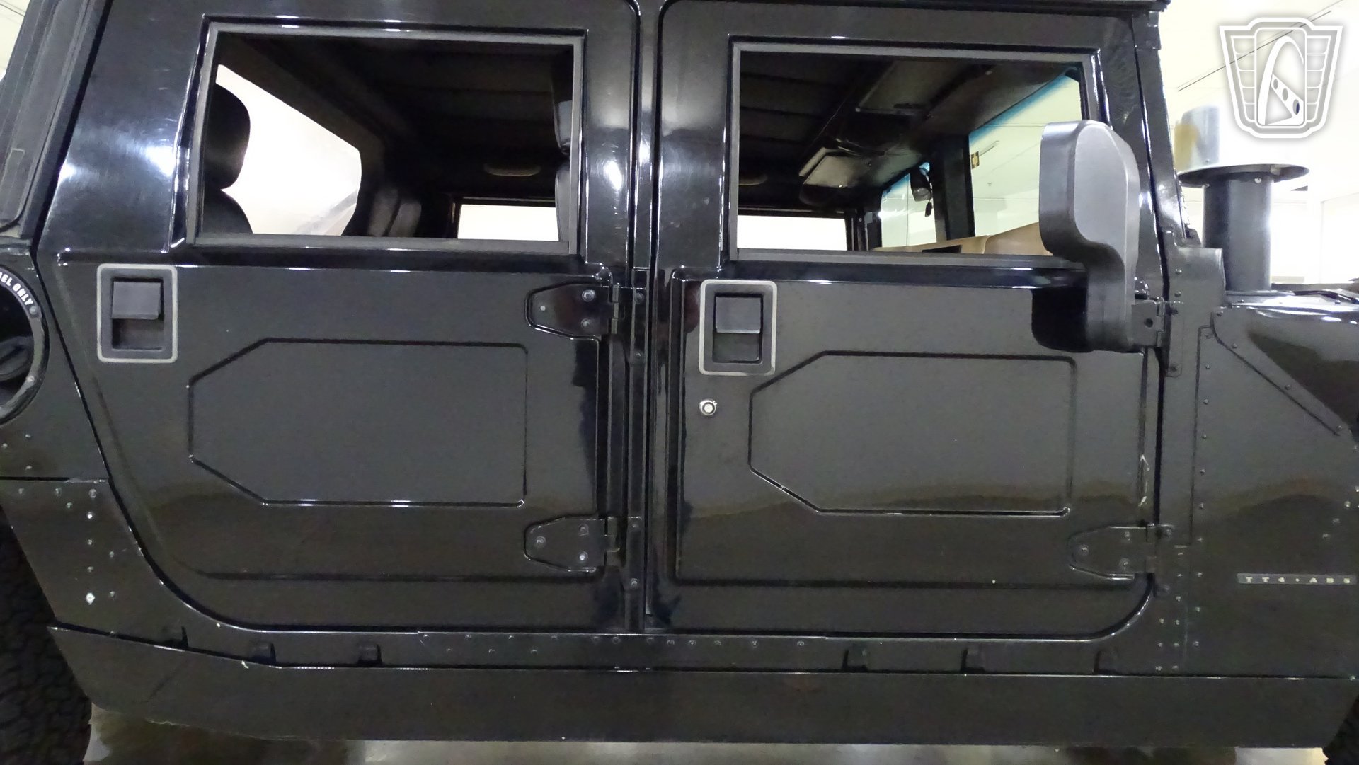 Used 2001 HUMMER H1 4-Door Open Top AWD/4WD image 32