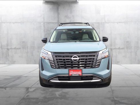 New 2026 Nissan Pathfinder SL w/ SL Premium Package AWD/4WD image 4