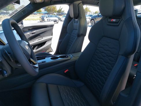 New 2026 Audi RS e-tron GT performance AWD/4WD image 15