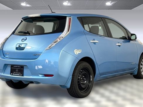 Used 2015 Nissan Leaf S w/ Charge Package image 8