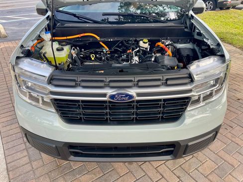 Used 2023 Ford Maverick Lariat image 16