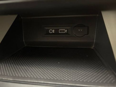 Used 2019 Volkswagen Atlas SE w/ Towing Package FWD image 29
