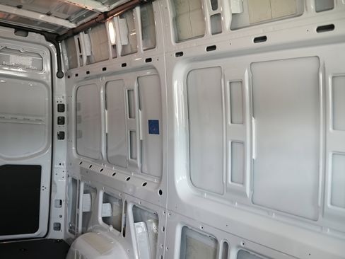 New 2025 Mercedes-Benz Sprinter 2500 image 35