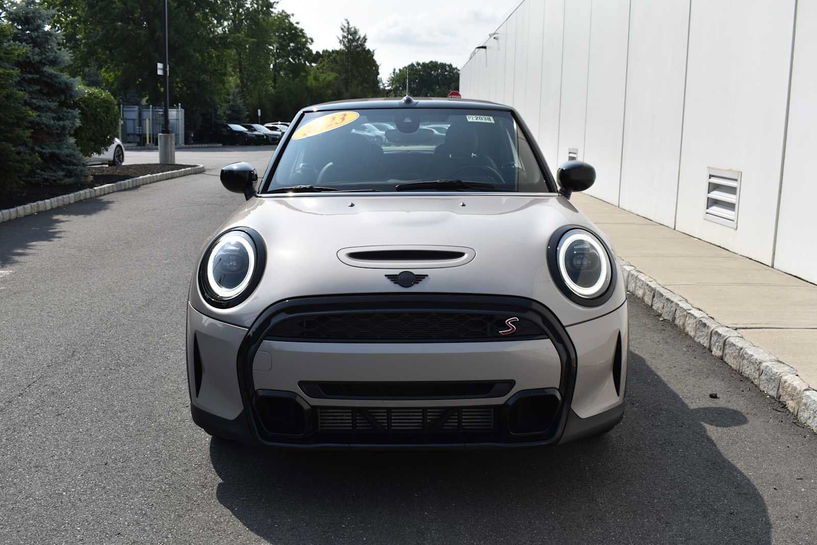 Used 2023 MINI Cooper S FWD image 2