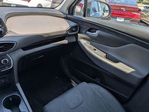 Used 2019 Hyundai Santa Fe SE AWD/4WD image 17