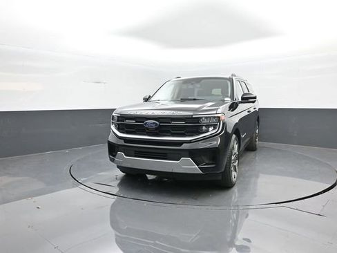 New 2025 Ford Expedition Max Platinum w/ Platinum Ultimate Package image 3