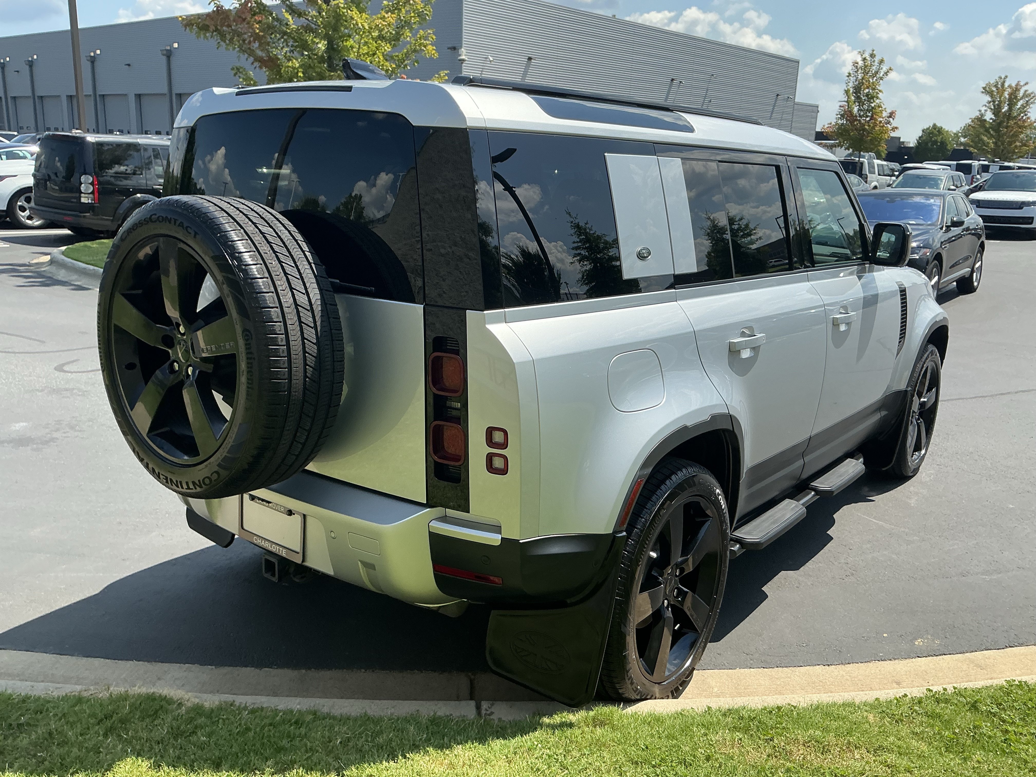 Certified 2024 Land Rover Defender 110 S AWD/4WD image 7