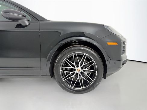 New 2026 Porsche Cayenne Coupe image 23