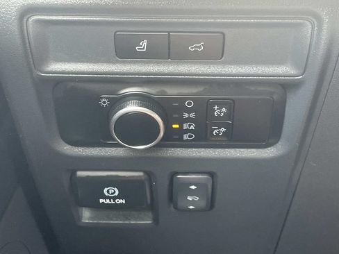 Used 2024 Ford Expedition Max XLT RWD image 28