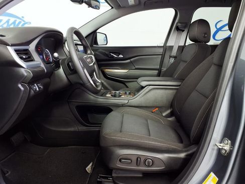 Used 2021 GMC Acadia SLE w/ Driver Convenience Package FWD image 7