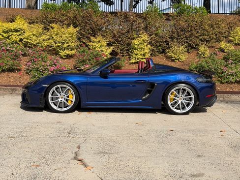 Used 2021 Porsche 718 Boxster Spyder RWD image 7