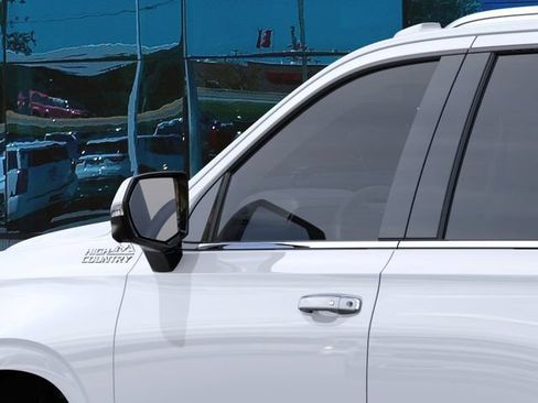New 2026 Chevrolet Tahoe High Country AWD/4WD image 12