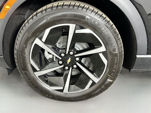 New 2026 Chevrolet Equinox EV LT image 30