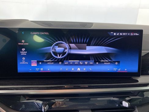 New 2026 BMW X5 xDrive40i w/ M Sport Package image 18