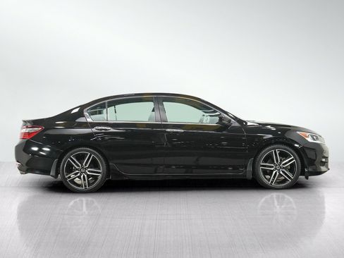 Used 2016 Honda Accord Sport image 6