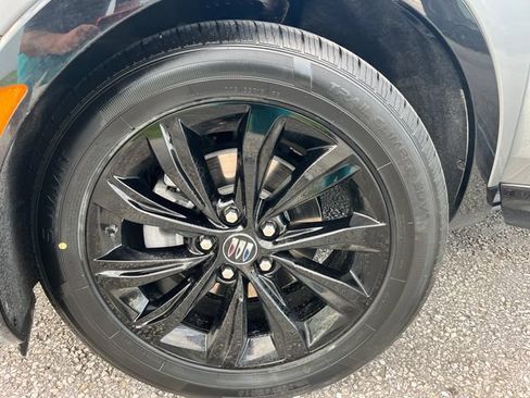 Used 2024 Buick Envista Sport Touring FWD image 23