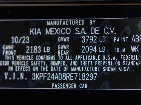 Certified 2024 Kia Forte LXS w/ LXS Technology Package image 31