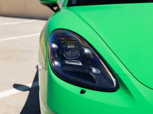 Used 2021 Porsche 718 Cayman GTS RWD image 24