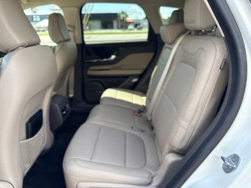 Certified 2023 Lincoln Corsair FWD w/ Equipment Group 101A image 24