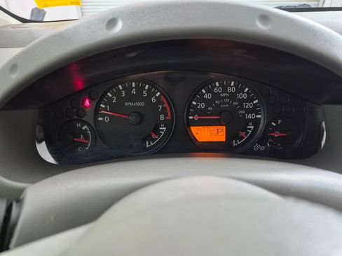 Used 2014 Nissan Frontier SV w/ SV Value Truck Package RWD image 16
