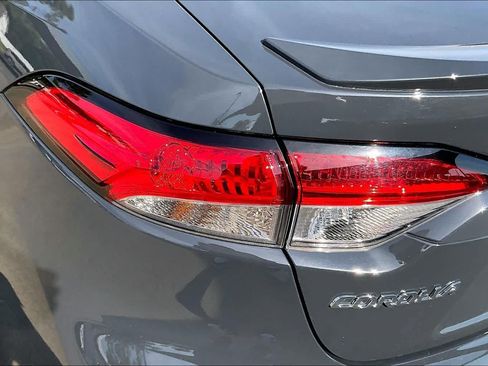 Used 2023 Toyota Corolla SE FWD image 28