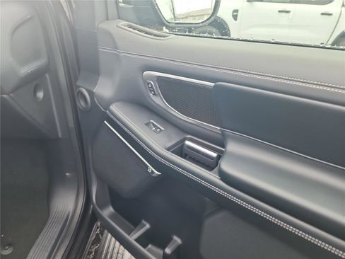 New 2025 Ford Expedition Max Platinum w/ Stealth Performance Package image 28