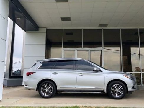 Used 2017 INFINITI QX60 FWD w/ Premium Plus Package image 1
