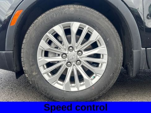 Used 2024 Cadillac XT4 Luxury w/ Cold Weather Package image 18